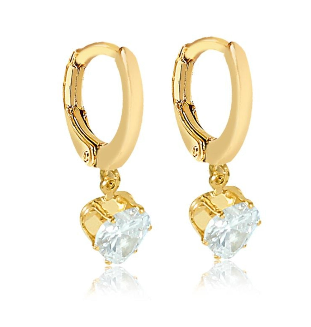 ARGOLA COM PINGENTE CORAÇÃO (L)